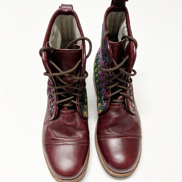 Teysha Womens Red Leather Lace Up Custom Made Embroidered Peace Boots Size 37 - Picture 4 of 6